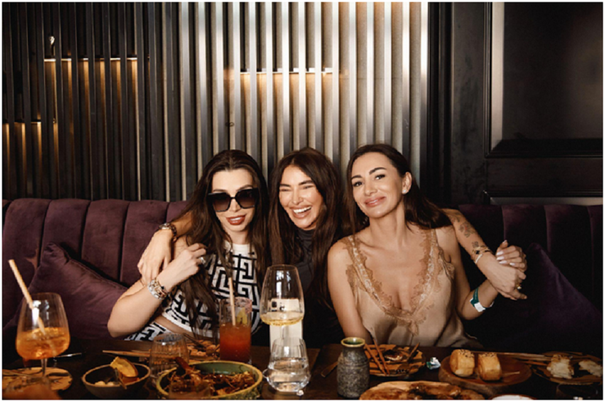 What are the benefits of restaurants in Dubai’s downtown?