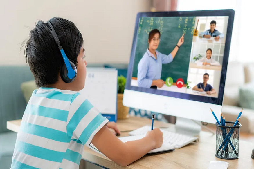 Your Journey in Online Teaching: A Unique and Flexible Way to Spread Knowledge